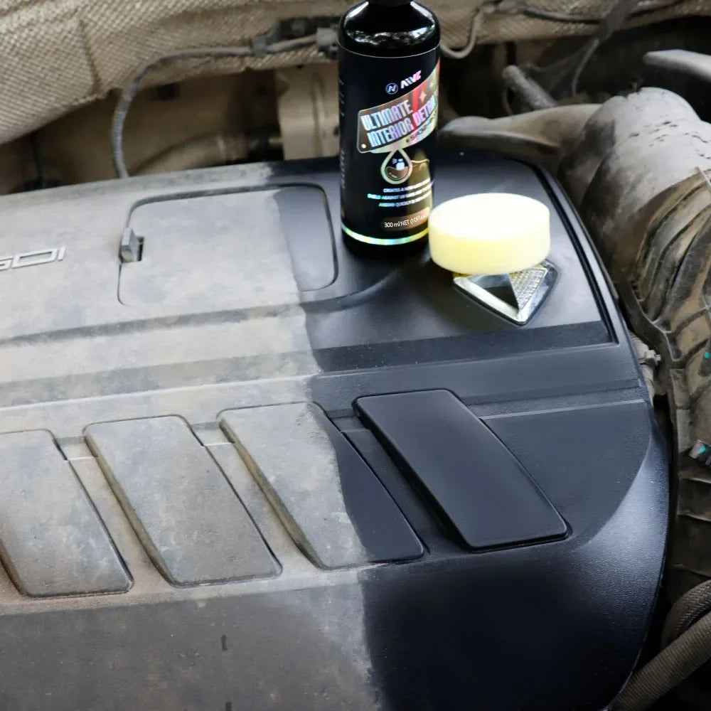 ripristino della plastica e pelle dell'auto