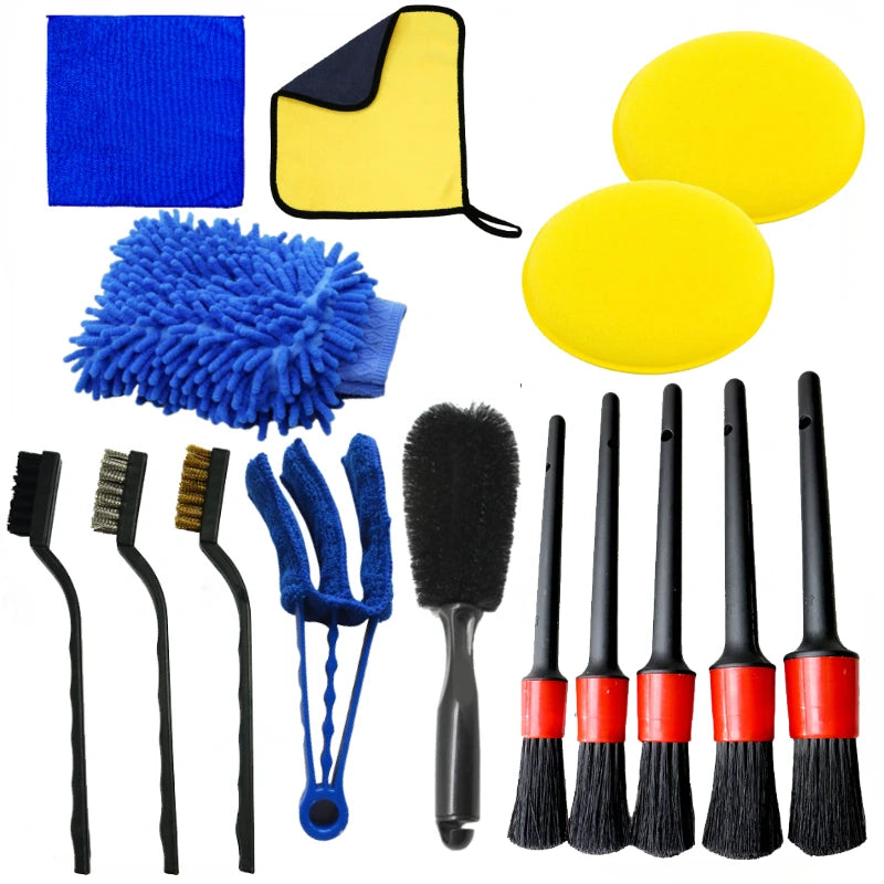 Set di spazzole e panni in microfibra